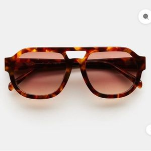 Vehla Phoenix Sunglasses in Tort